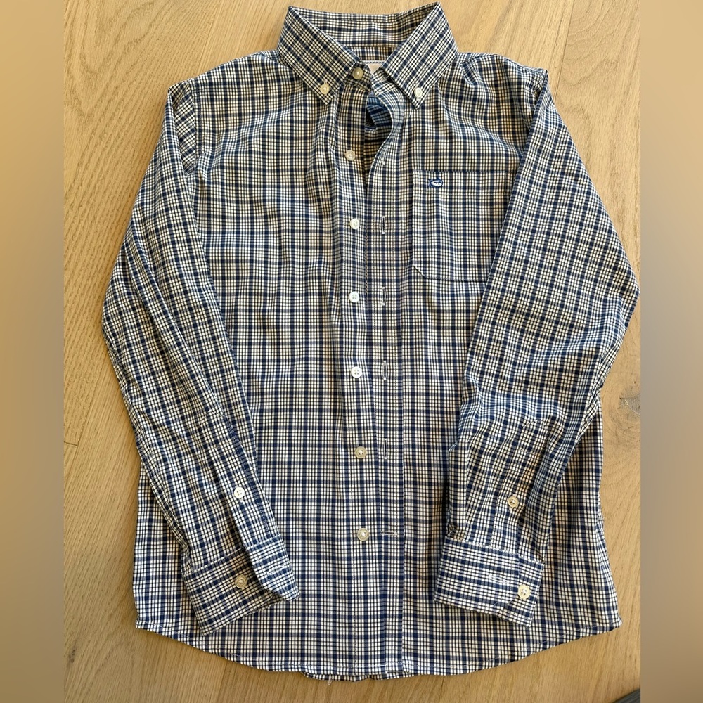 Boys size 8/10 Southern Tide navy and white plaid intercostal button down